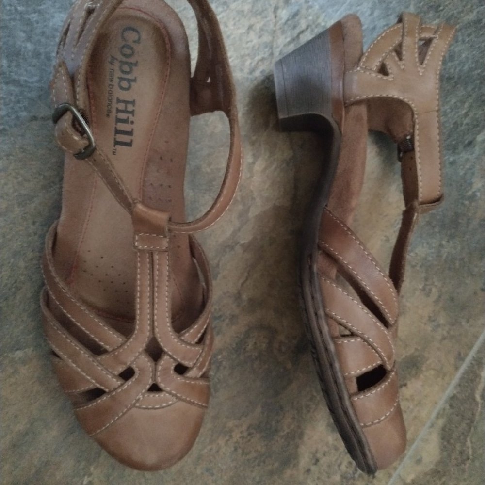 Cobb Hill tan sandals 7.5 N
